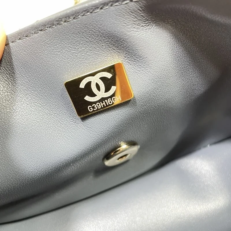 Resilient Chanel CF Series Bags 53640