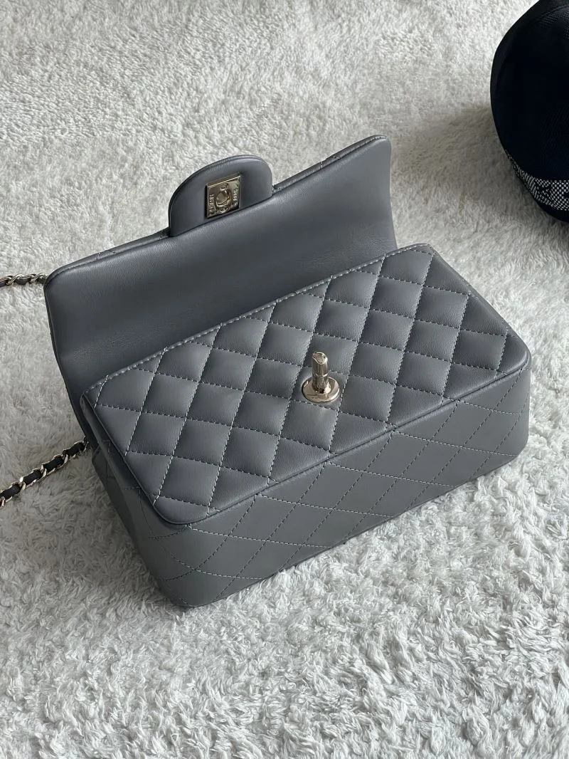 ZipUp Chanel CF Series Bags 53451