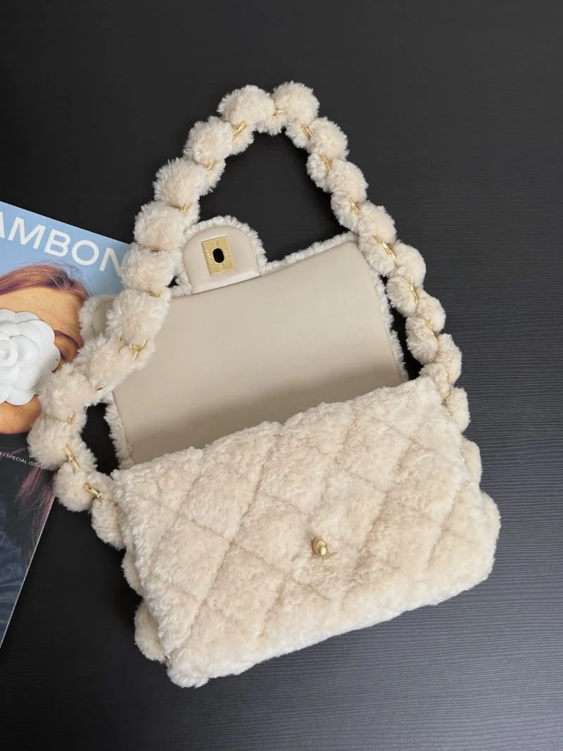 Breathable Chanel CF Series Bags 55386
