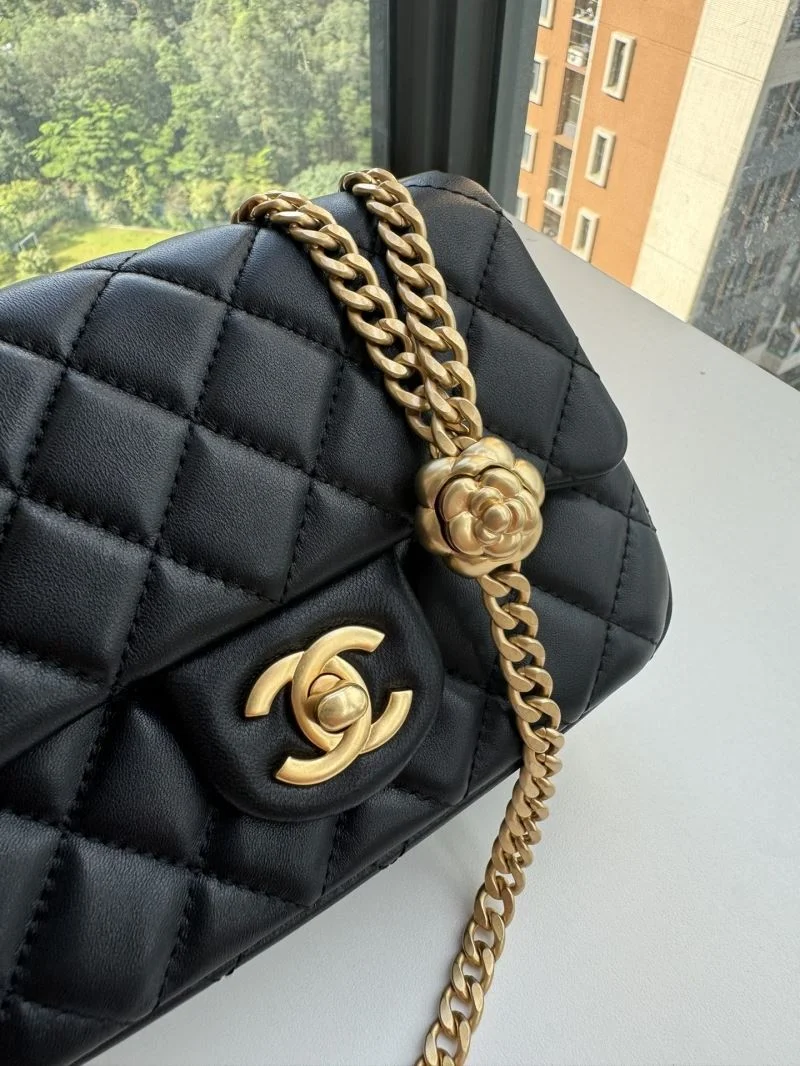 Sophisticated Chanel CF Series Bags 55411