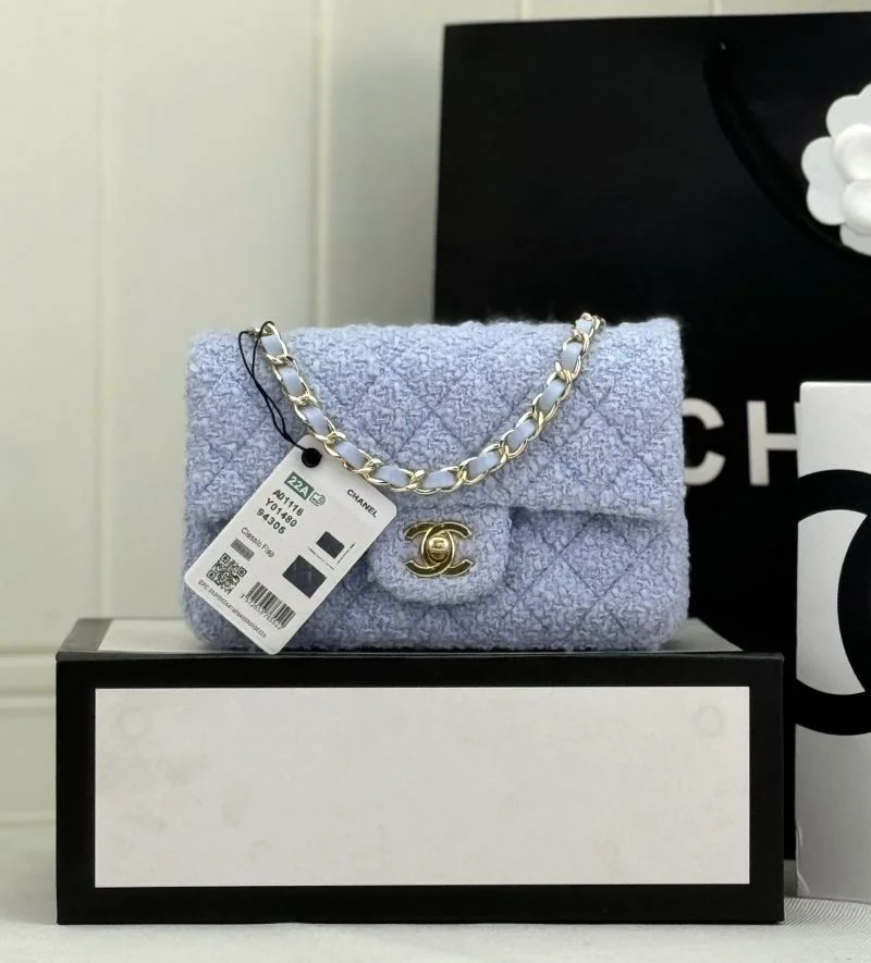 Fashionable Chanel CF Series Bags 55161