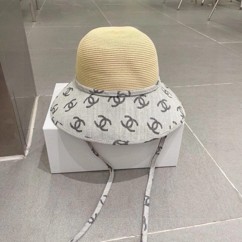 Compact Chanel Caps 261509