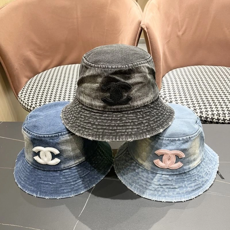 Chanel Caps Refined 260190