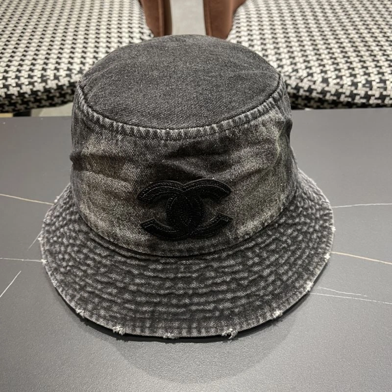Chanel Caps Refined 260190