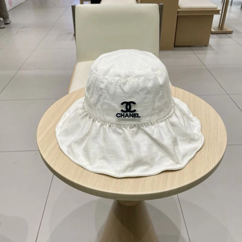FashionForward Chanel Caps 260160