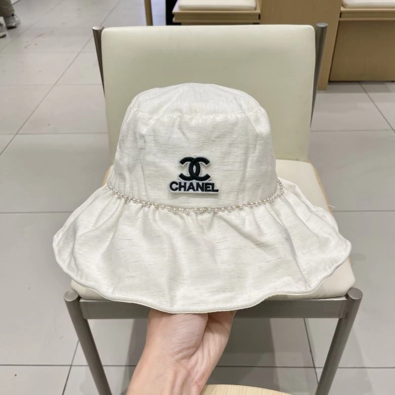 FashionForward Chanel Caps 260160