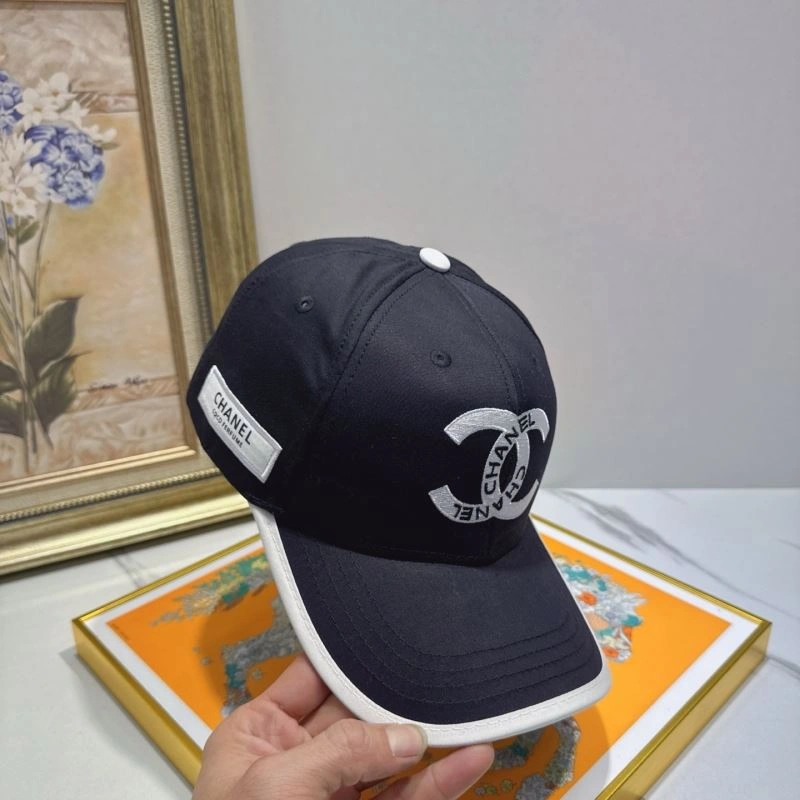 Chanel Caps Classic 260156