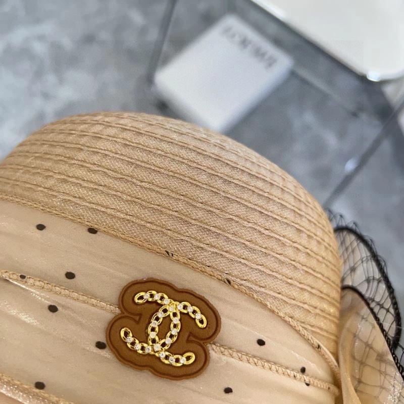 Vibrant Chanel Caps 260131