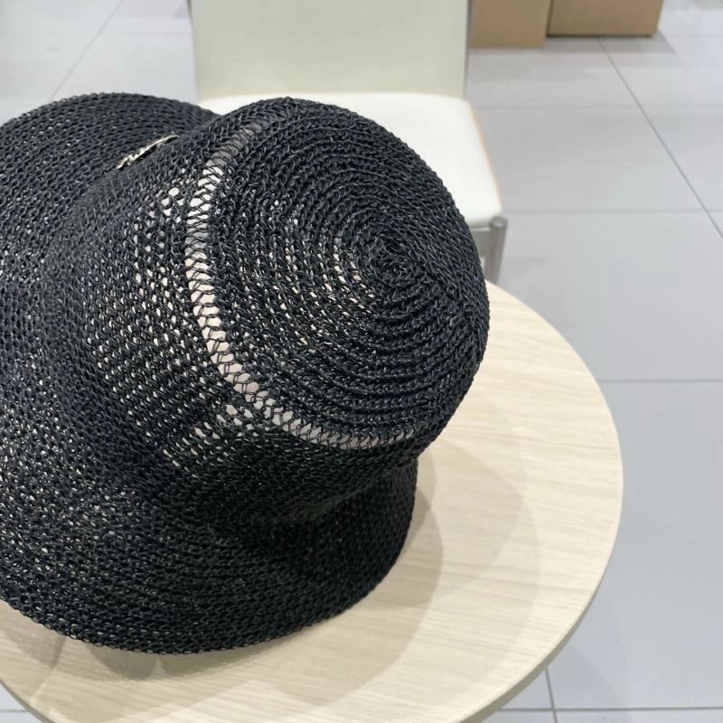 Chanel Caps Bold 260133