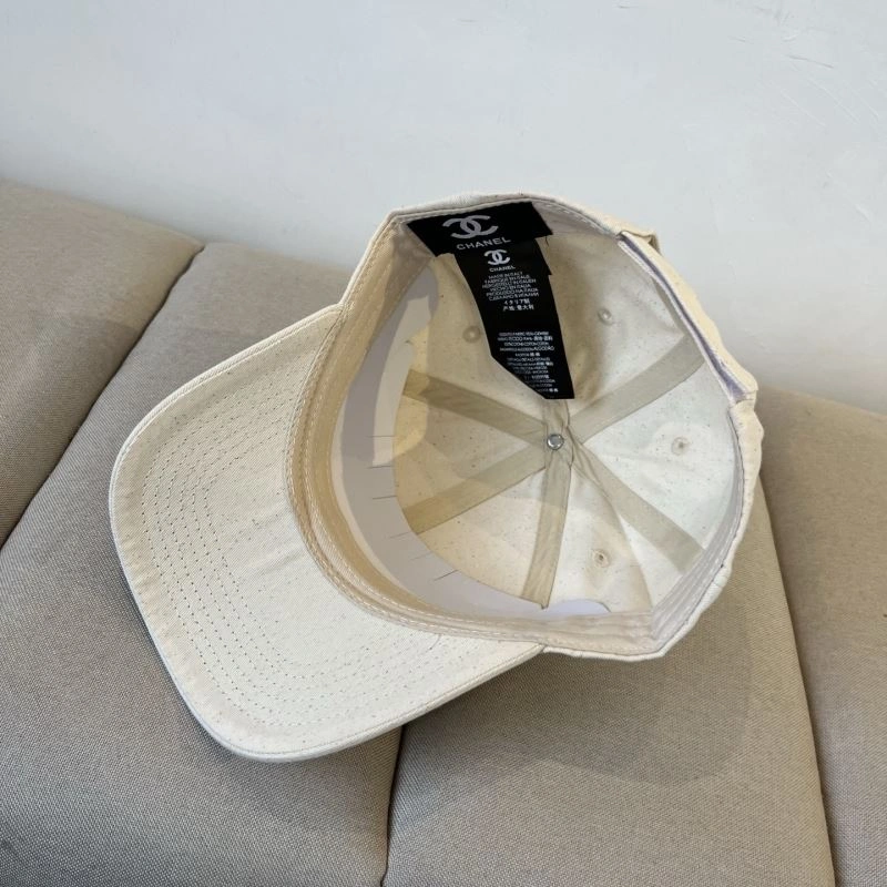 Lightweight Chanel Caps 260145
