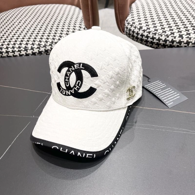 Chanel Caps Effortless 260134