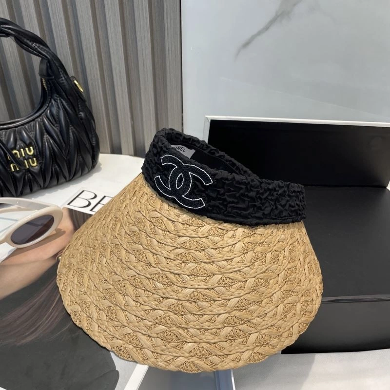 Chanel Caps Versatile 260093