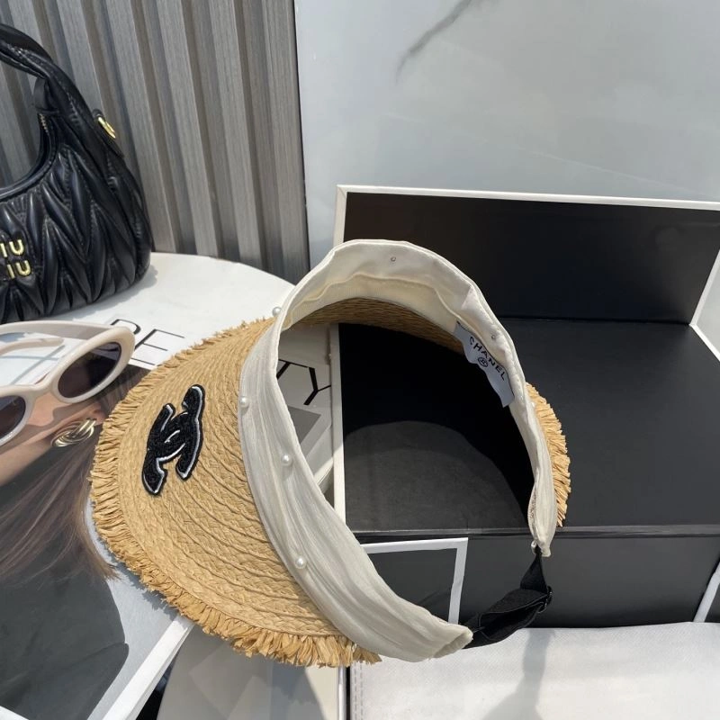Chanel Caps Trendy 260103