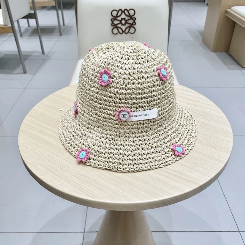 Chanel Caps Bright 260100