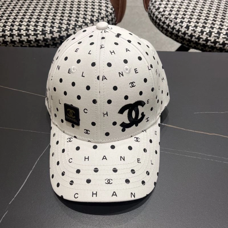 Comfortable Chanel Caps 260075