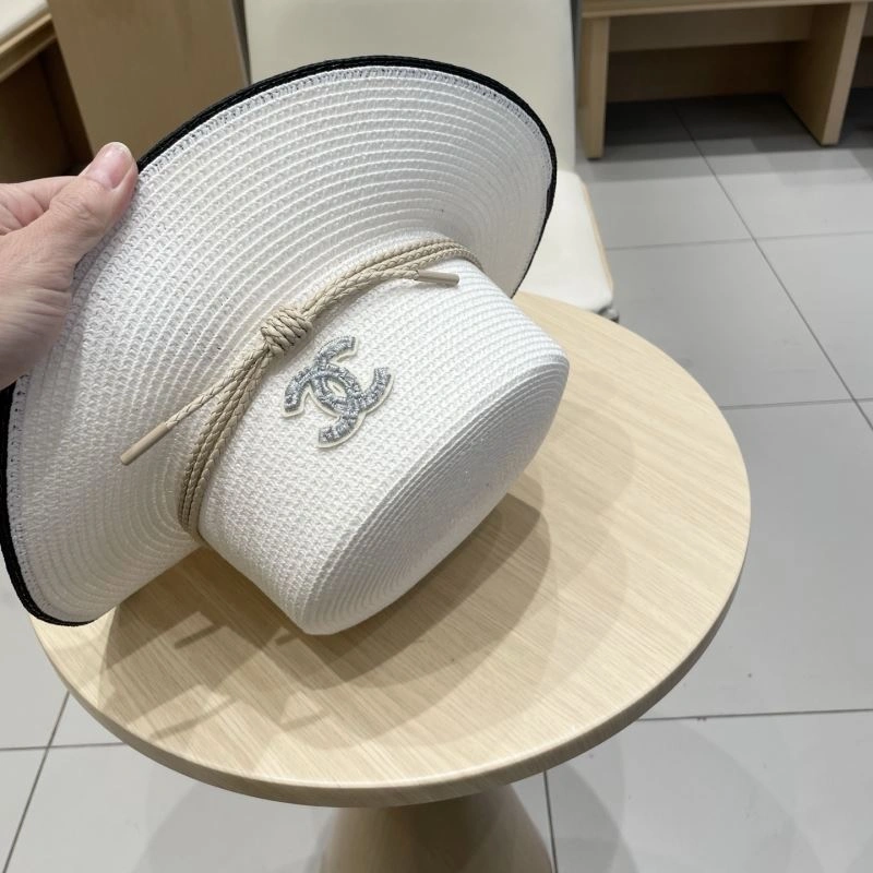 Chanel Caps Trendy 260071
