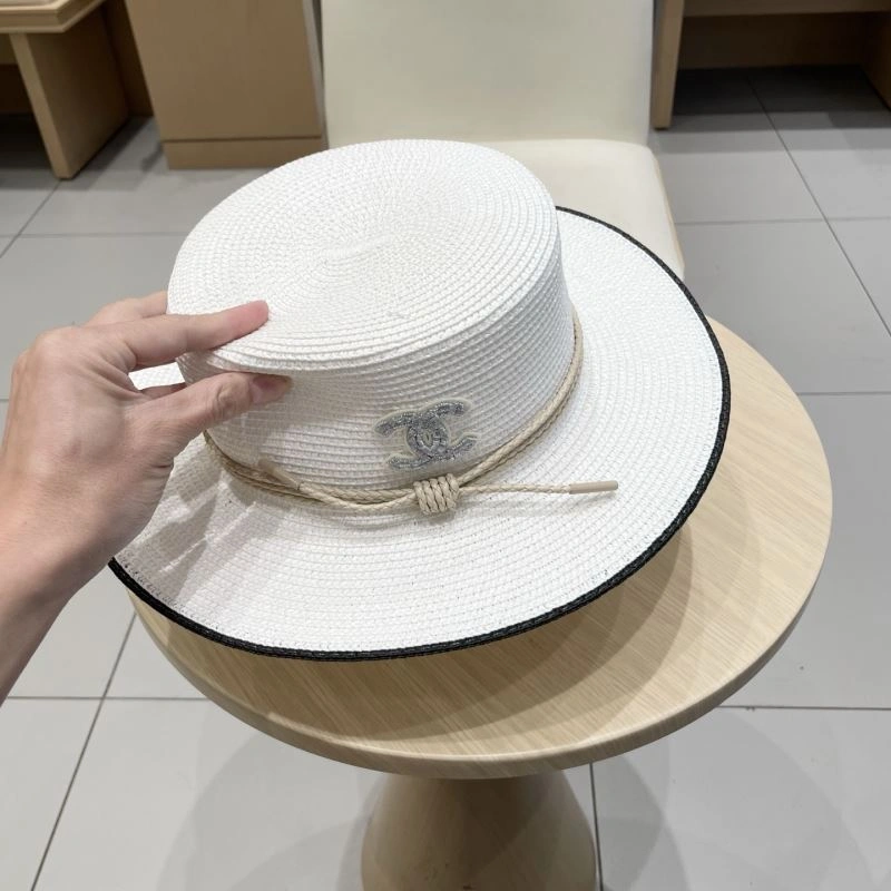 Chanel Caps Trendy 260071