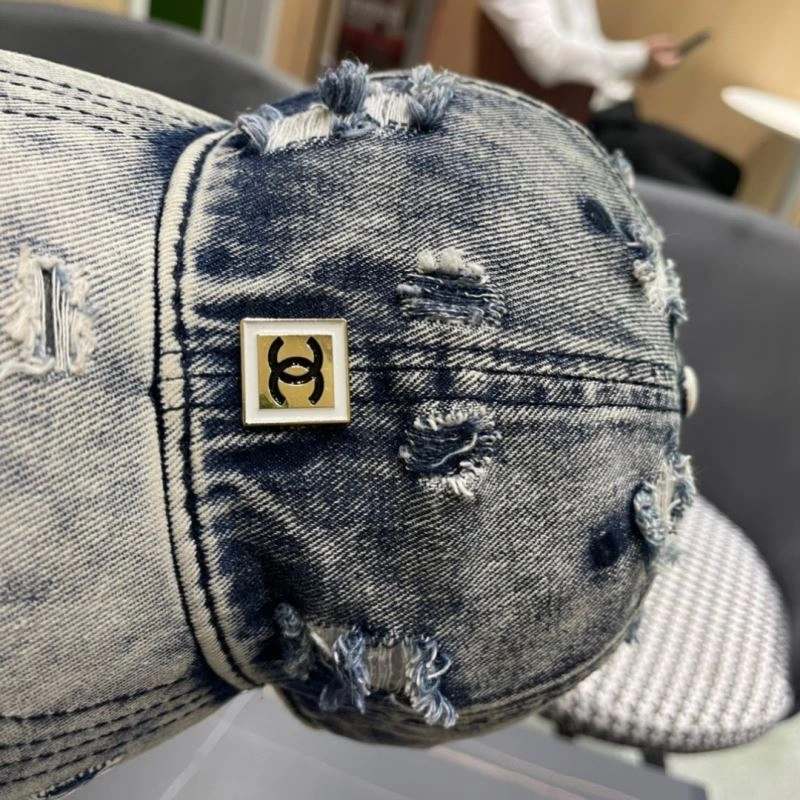 Chanel Caps Colorful 260053