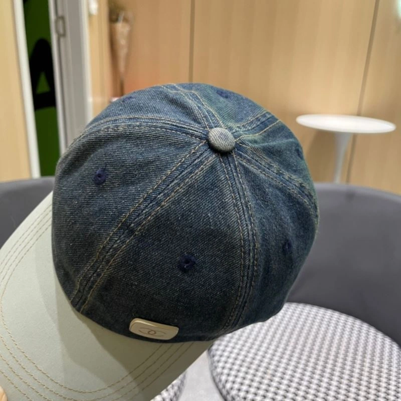 Casual Chanel Caps 260058