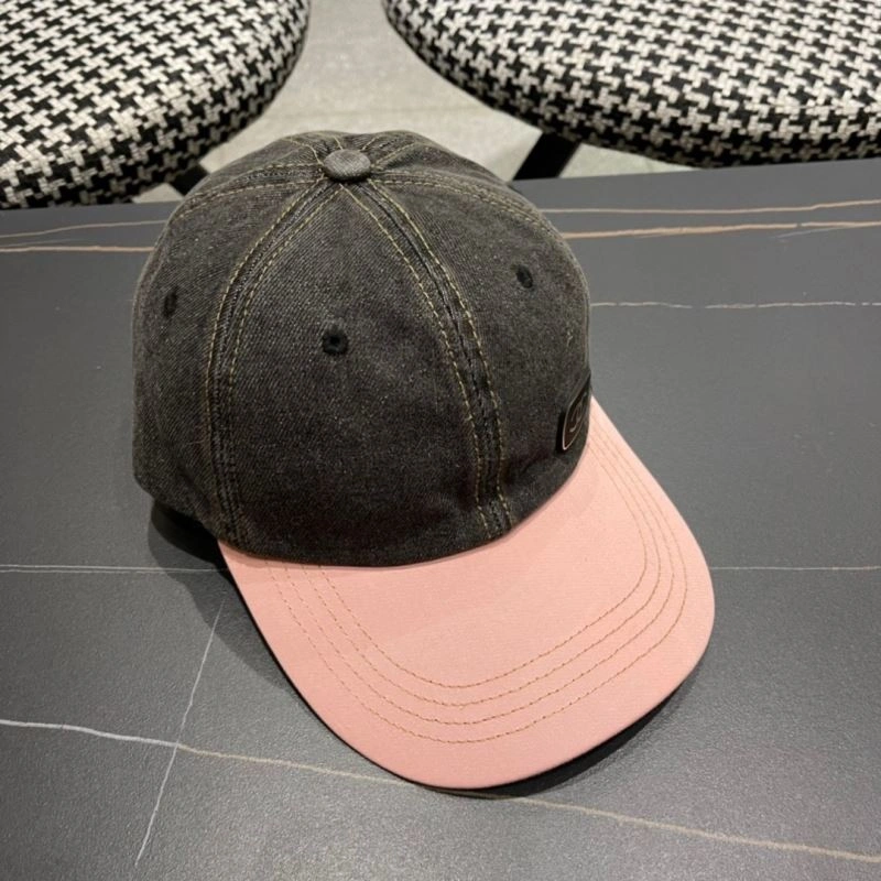 Chanel Caps Minimalist 260057
