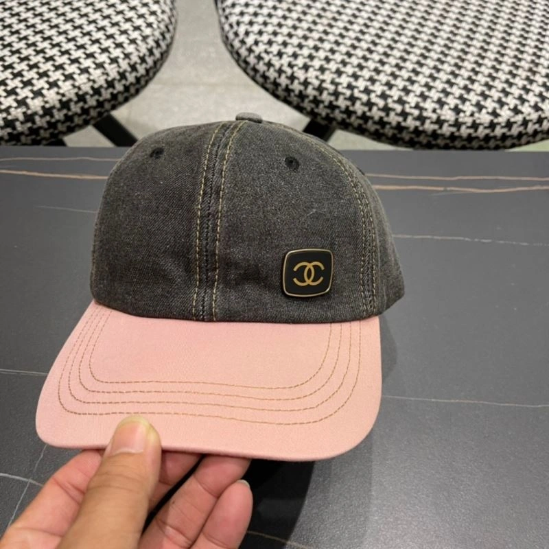 Chanel Caps Minimalist 260057
