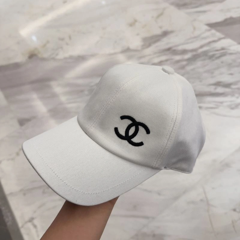 Chanel Caps Snug 260063