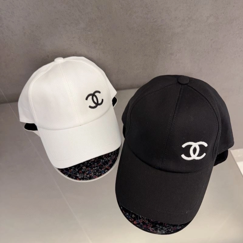 Chanel Caps Snug 260063
