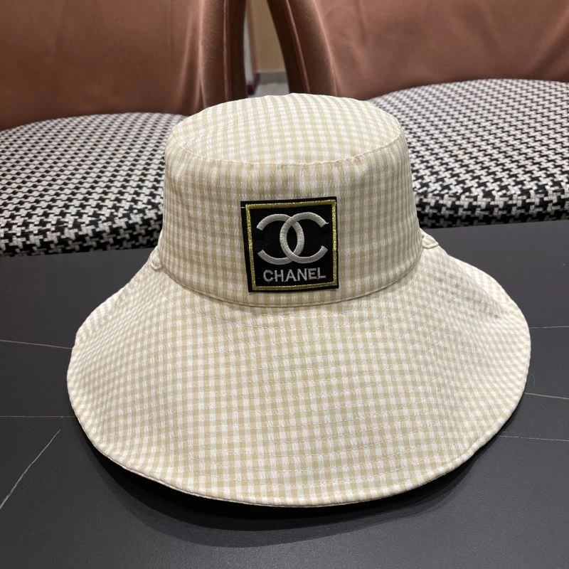 Chanel Caps Attractive 260068