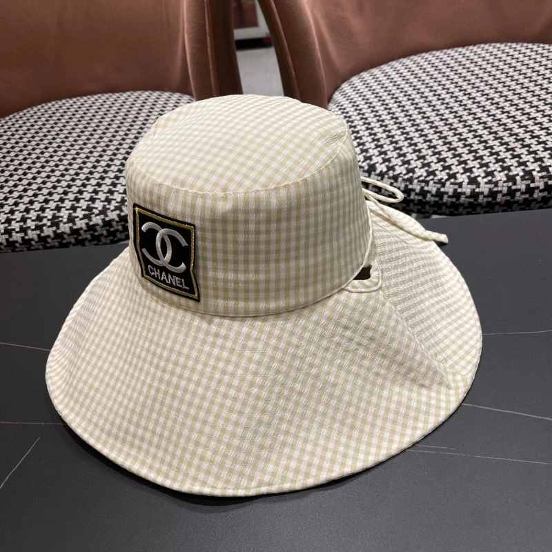 Chanel Caps Attractive 260068