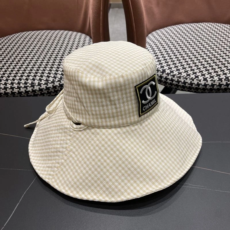 Chanel Caps Attractive 260068
