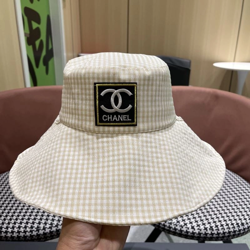 Chanel Caps Attractive 260068