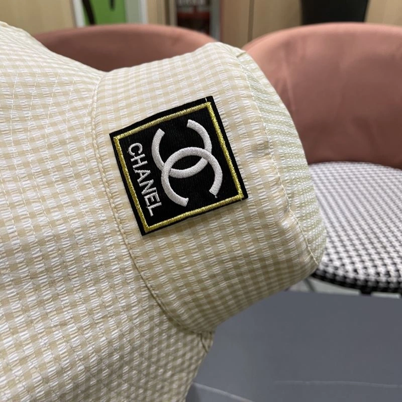 Chanel Caps Attractive 260068
