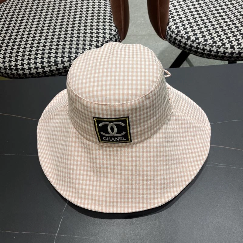 Chanel Caps Bold 260039