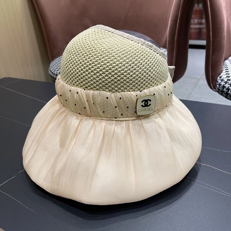 Comfortable Chanel Caps 260038