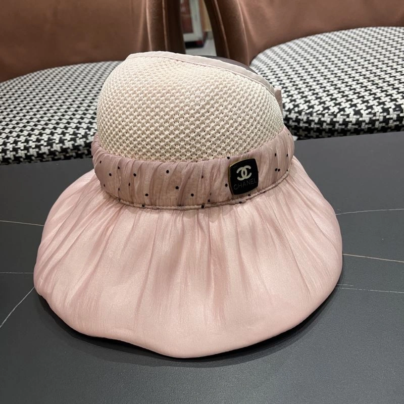 Versatile Chanel Caps 260041