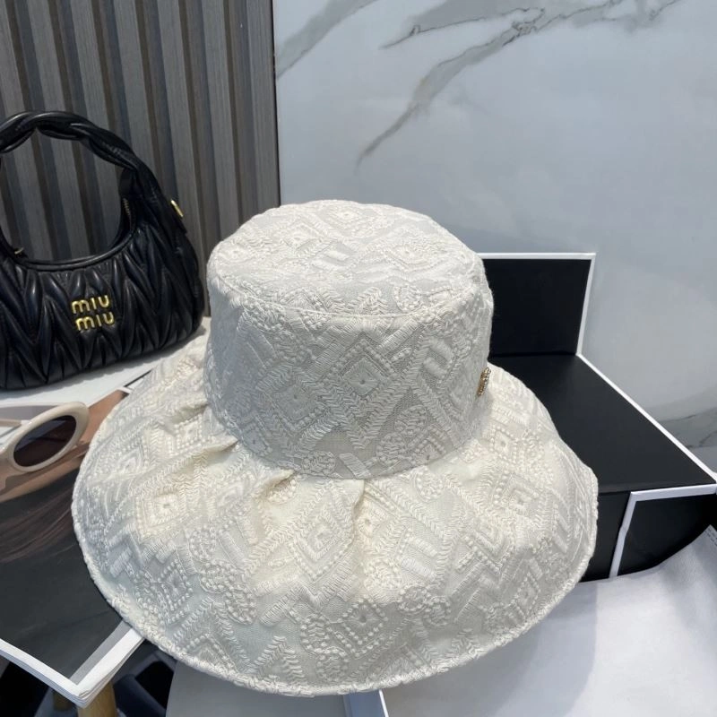 Lightweight Chanel Caps 260029