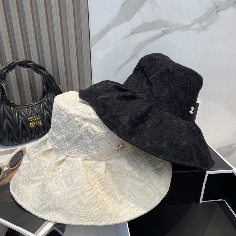Lightweight Chanel Caps 260029