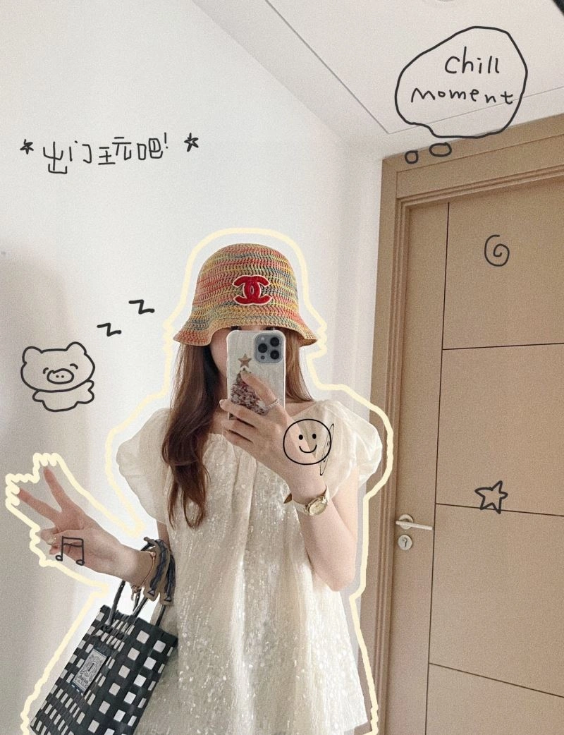 Chanel Caps Cozy 260019