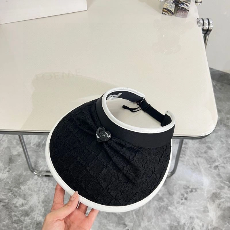 Chanel Caps Cozy 260011