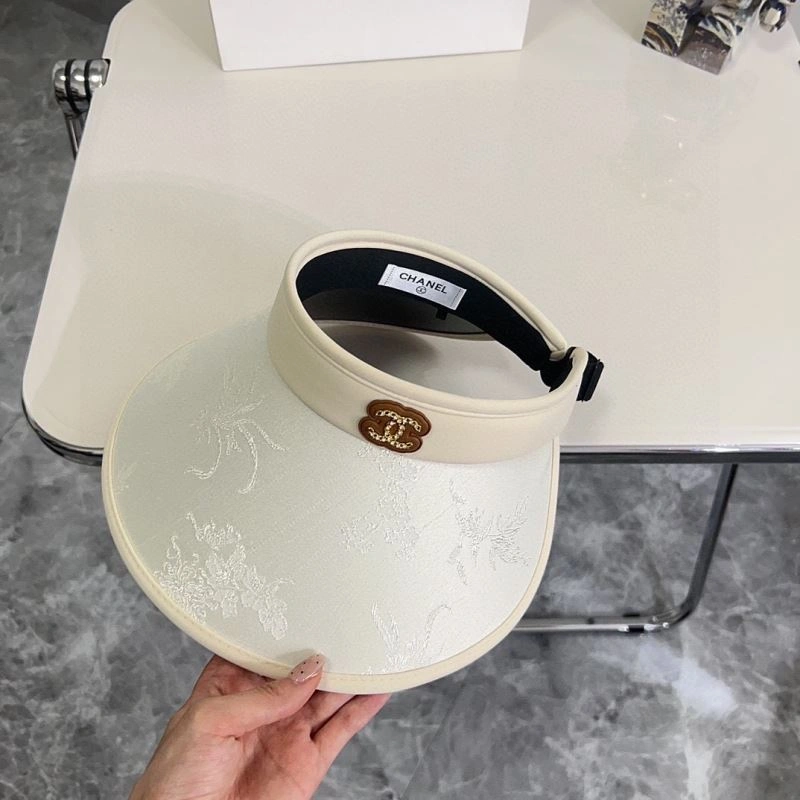 Chanel Caps Unique 260022