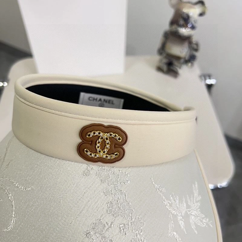 Chanel Caps Unique 260022