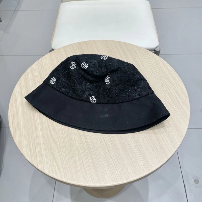 Breathable Chanel Caps 260016