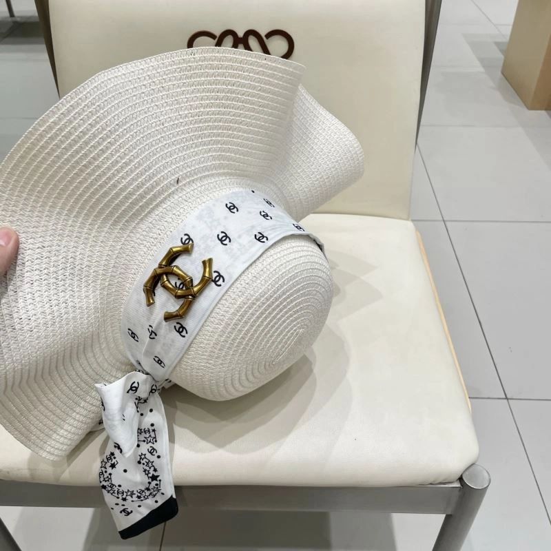 Minimalist Chanel Caps 260007