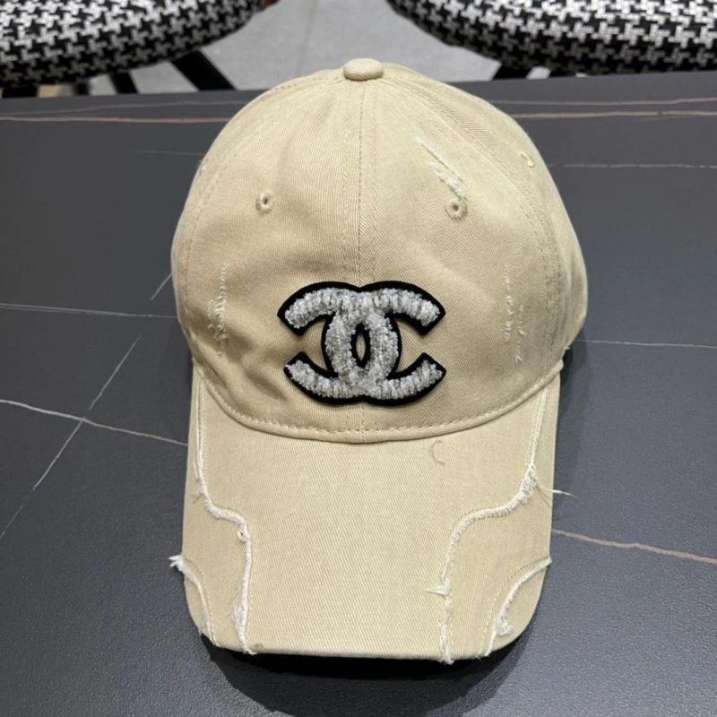 Casual Chanel Caps 259976