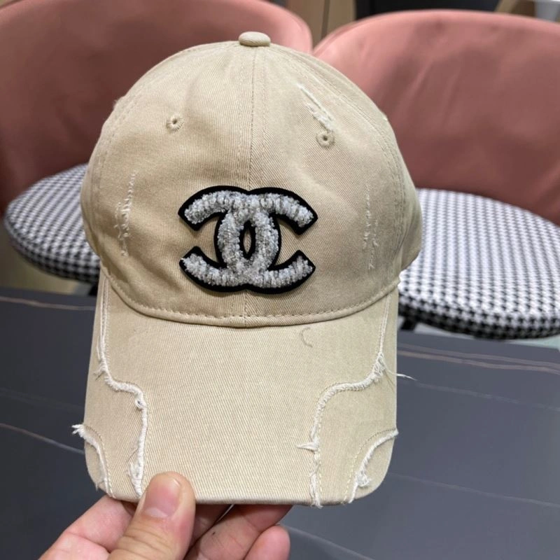 Casual Chanel Caps 259976