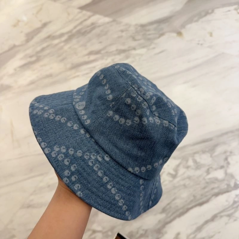 Supportive Chanel Caps 259942