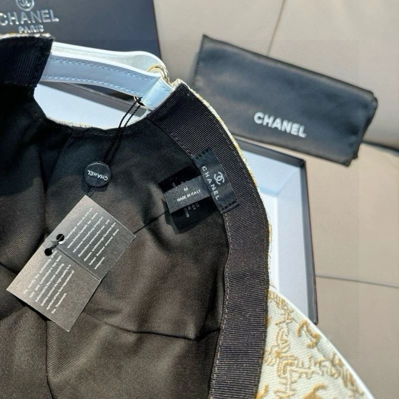 Chanel Caps Vibrant 259943