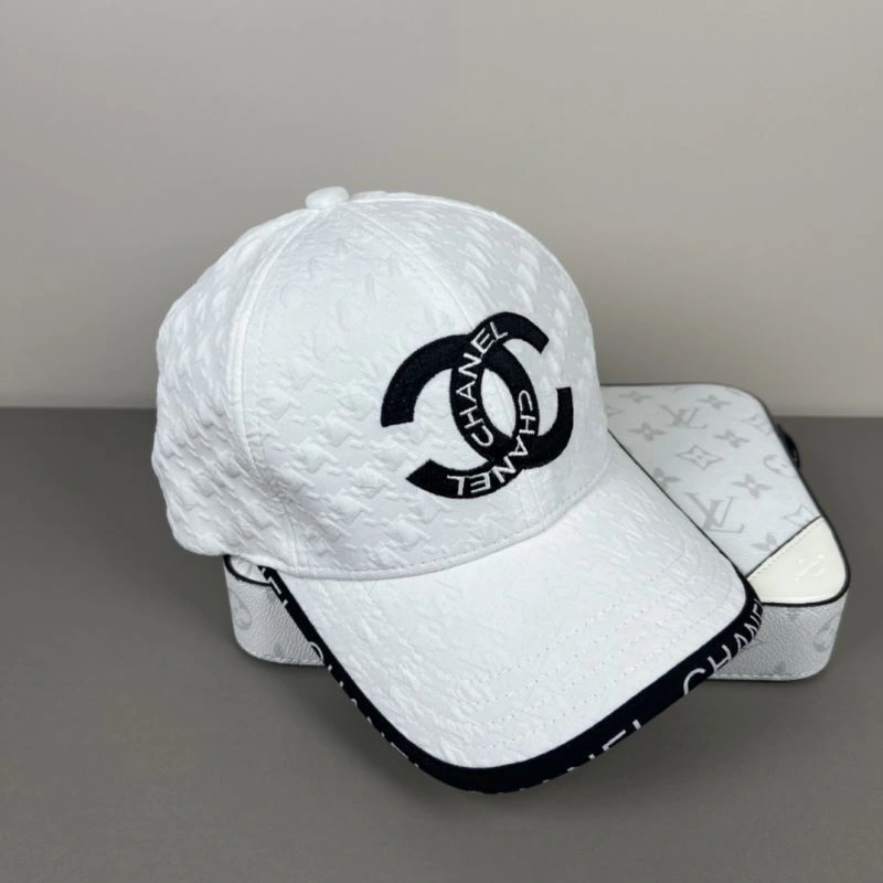 Compact Chanel Caps 259936