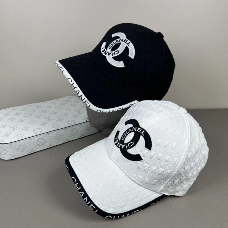 Compact Chanel Caps 259936