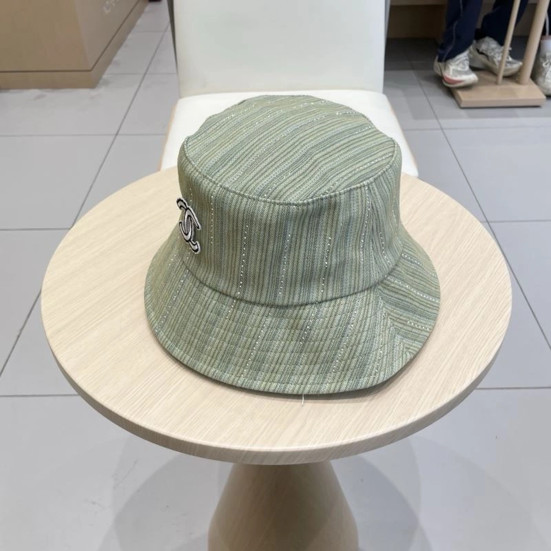 Trendsetting Chanel Caps 259918